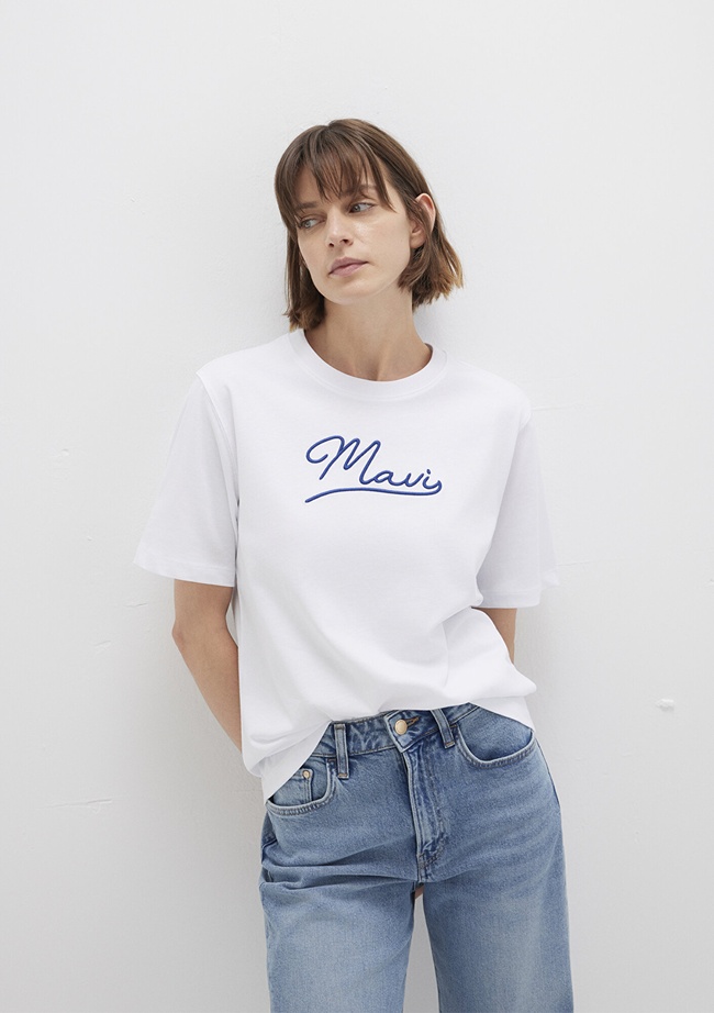  Mavi Mavi Nakışlı Beyaz Tişört Regular Fit / Normal Kesim 1612421-620