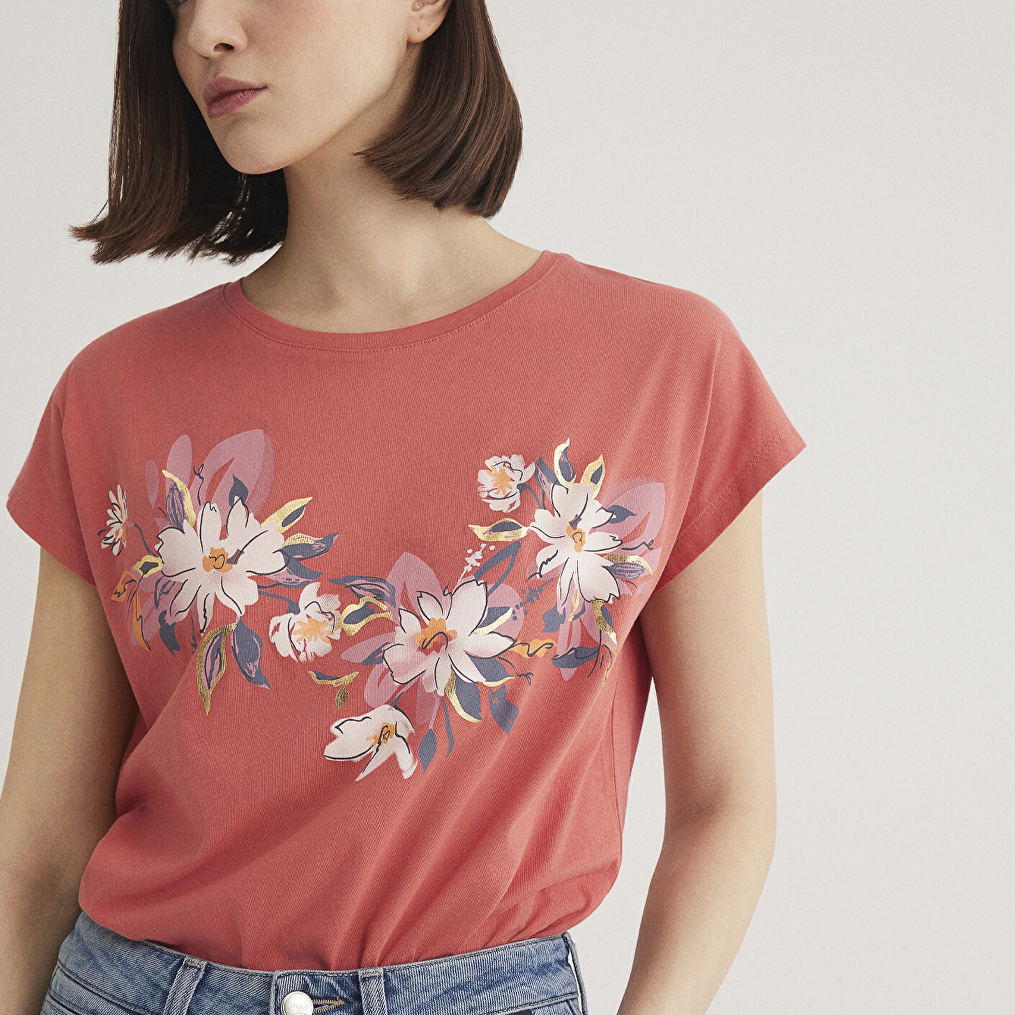 Mavi Çiçek Baskılı Pembe Tişört Regular Fit / Normal Kesim 1612618-71102