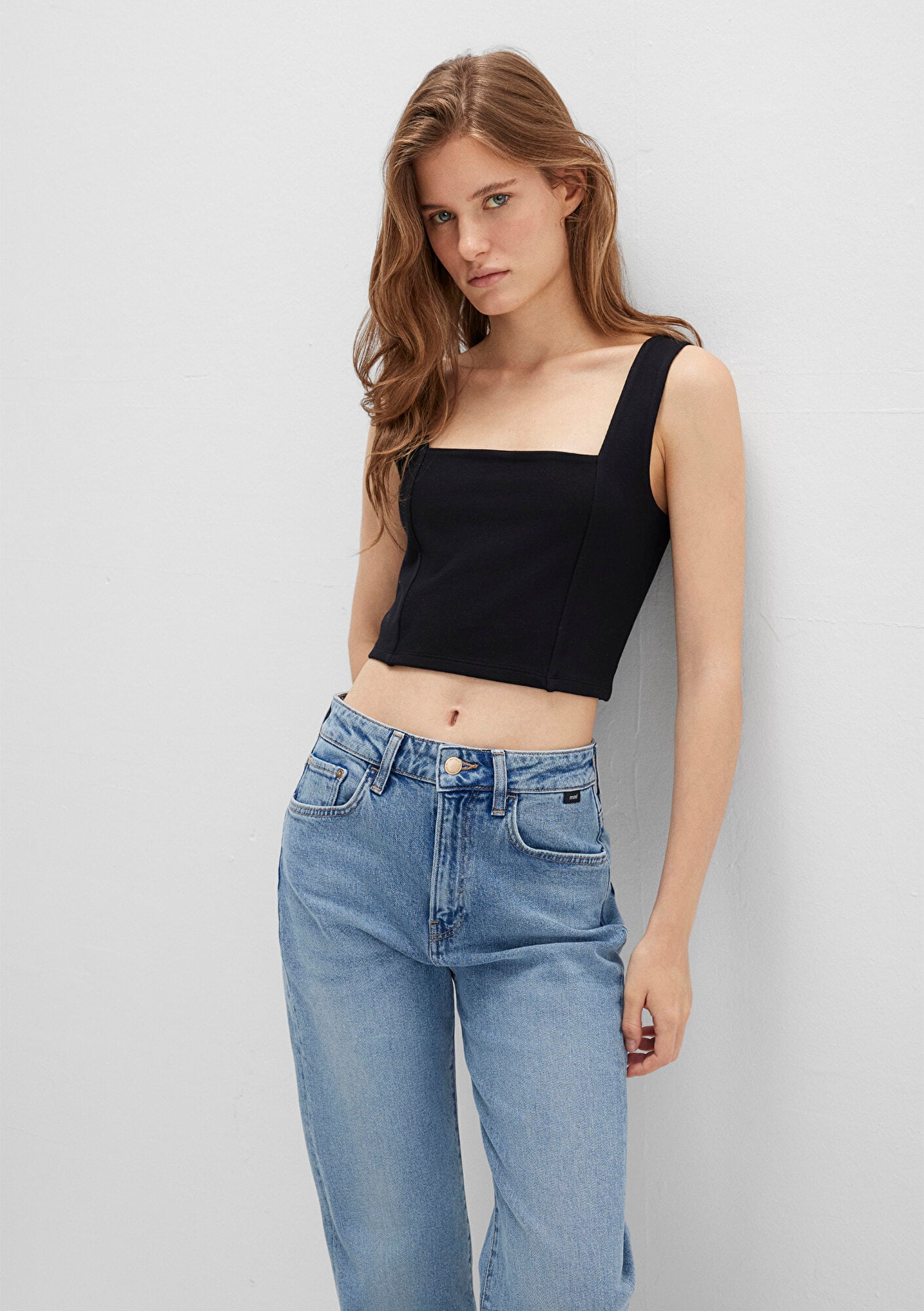  Mavi Kare Yaka Siyah Crop Top Crop / Kısa Kesim 1612657-900
