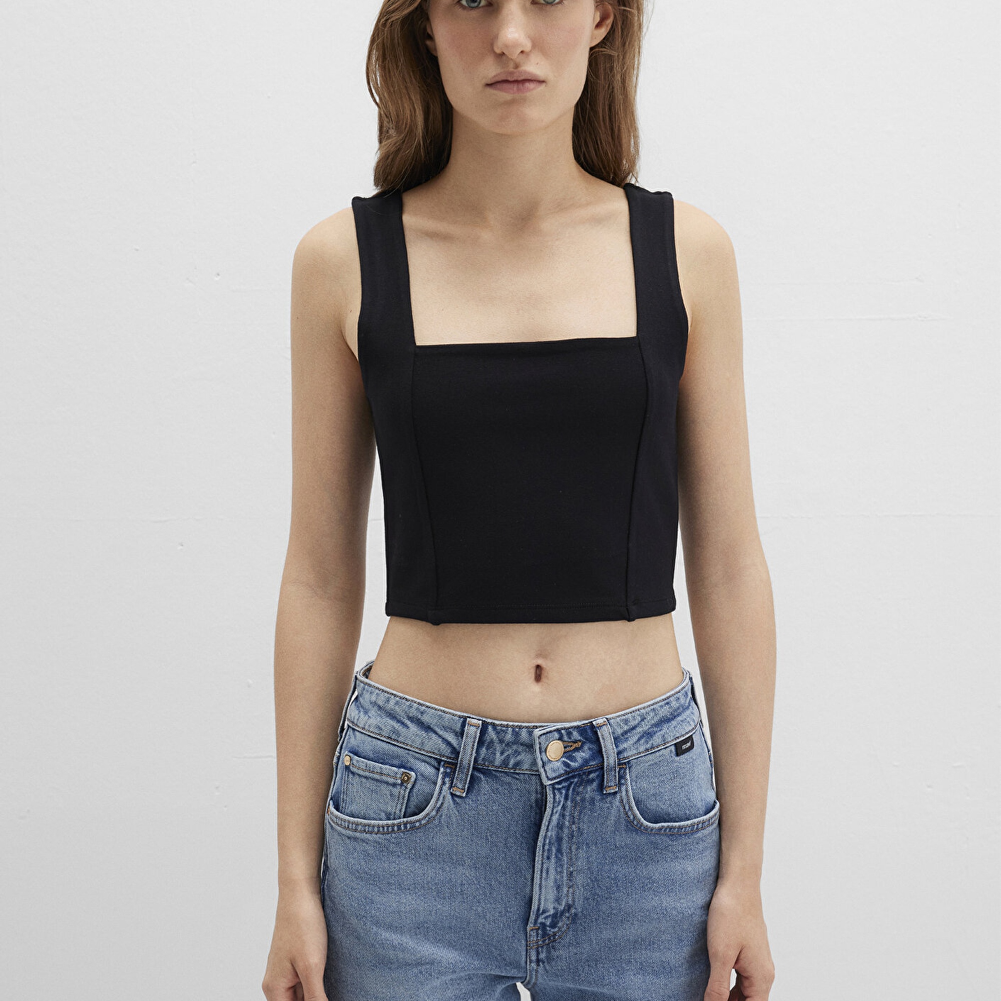 Mavi Kare Yaka Siyah Crop Top Crop / Kısa Kesim 1612657-900