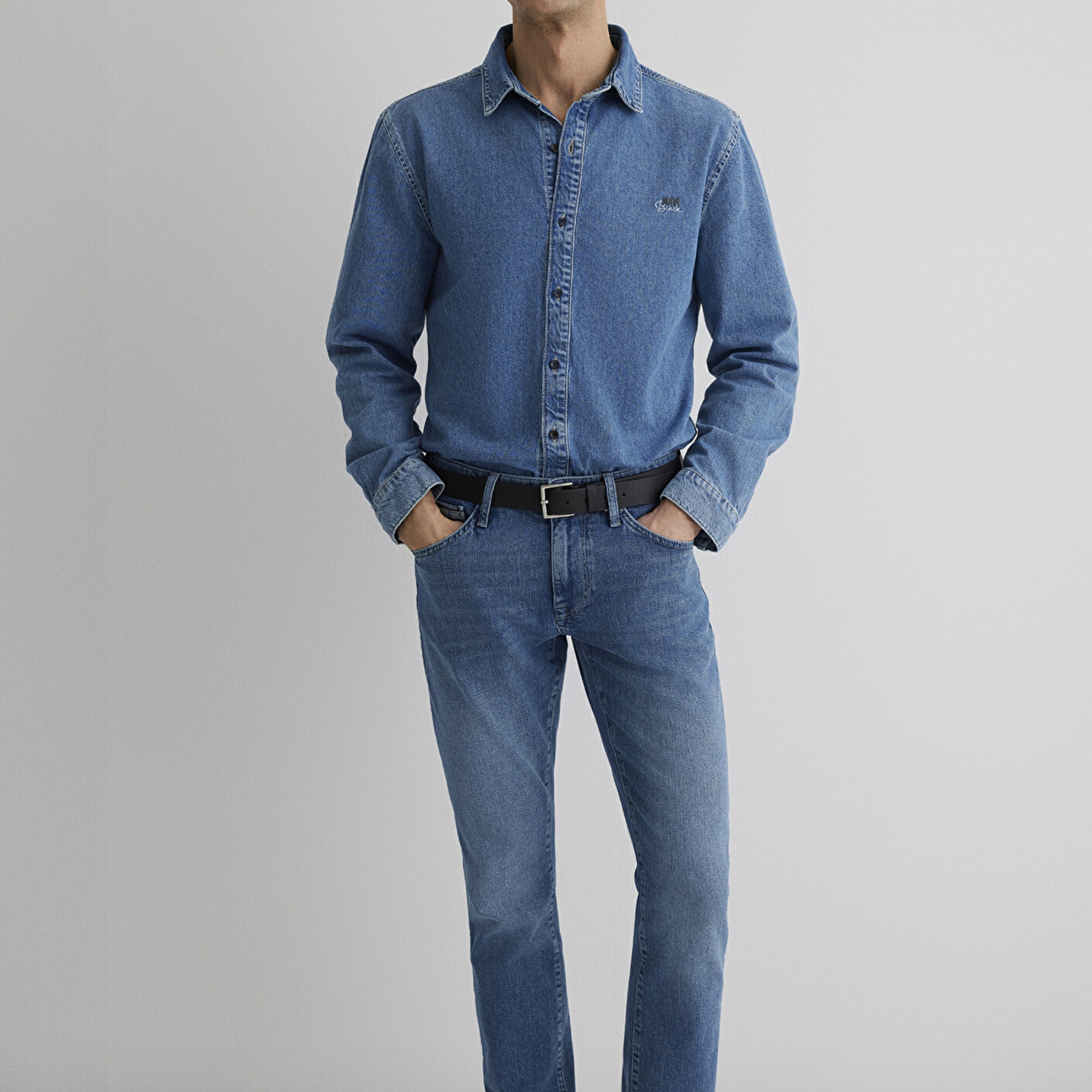 Mavi Roy Lux Black Puslu Açık Mavi Jean Gömlek Slim Fit / Dar Kesim 0210496-87937