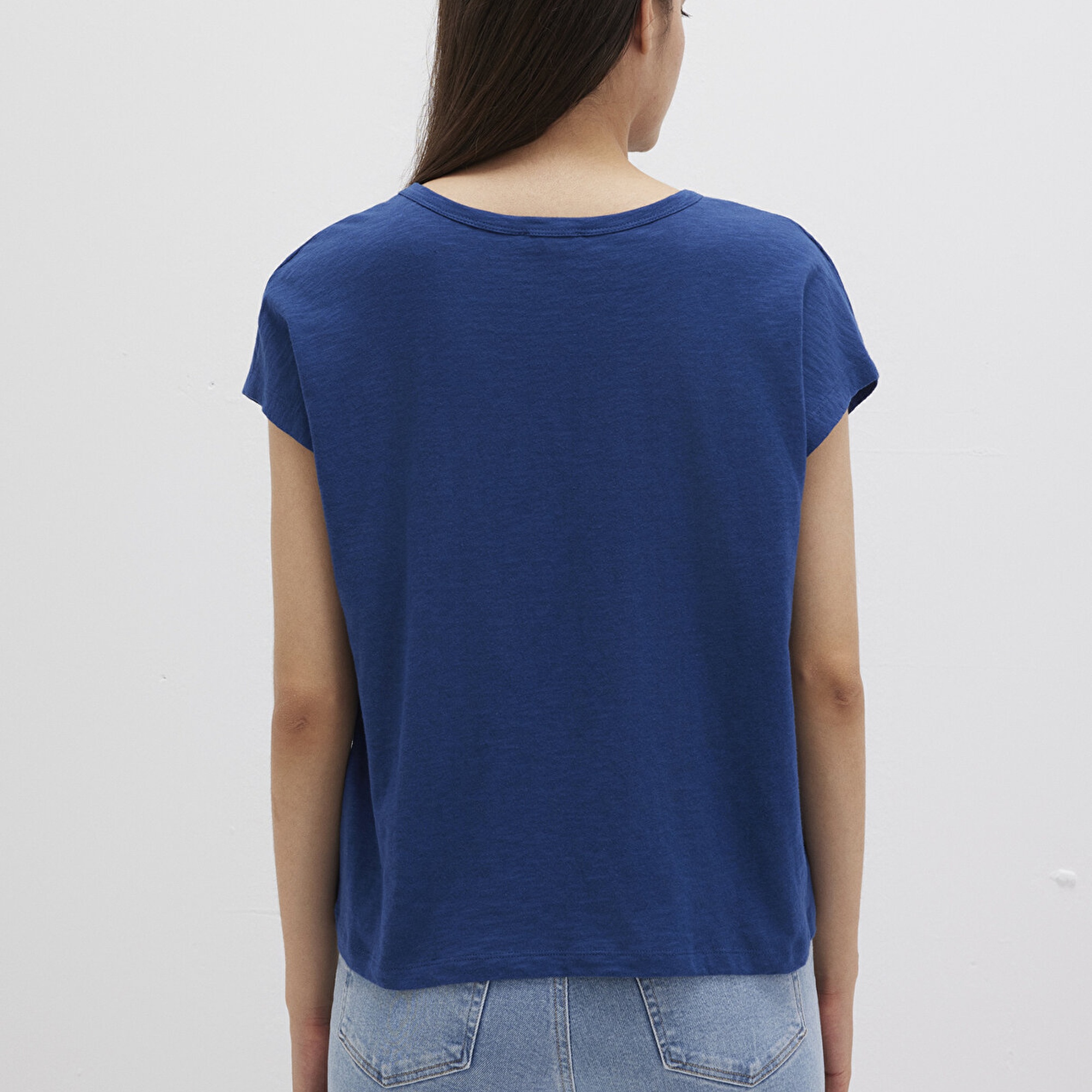 Mavi V Yaka Lacivert Basic Tişört Regular Fit / Normal Kesim 1612380-30808