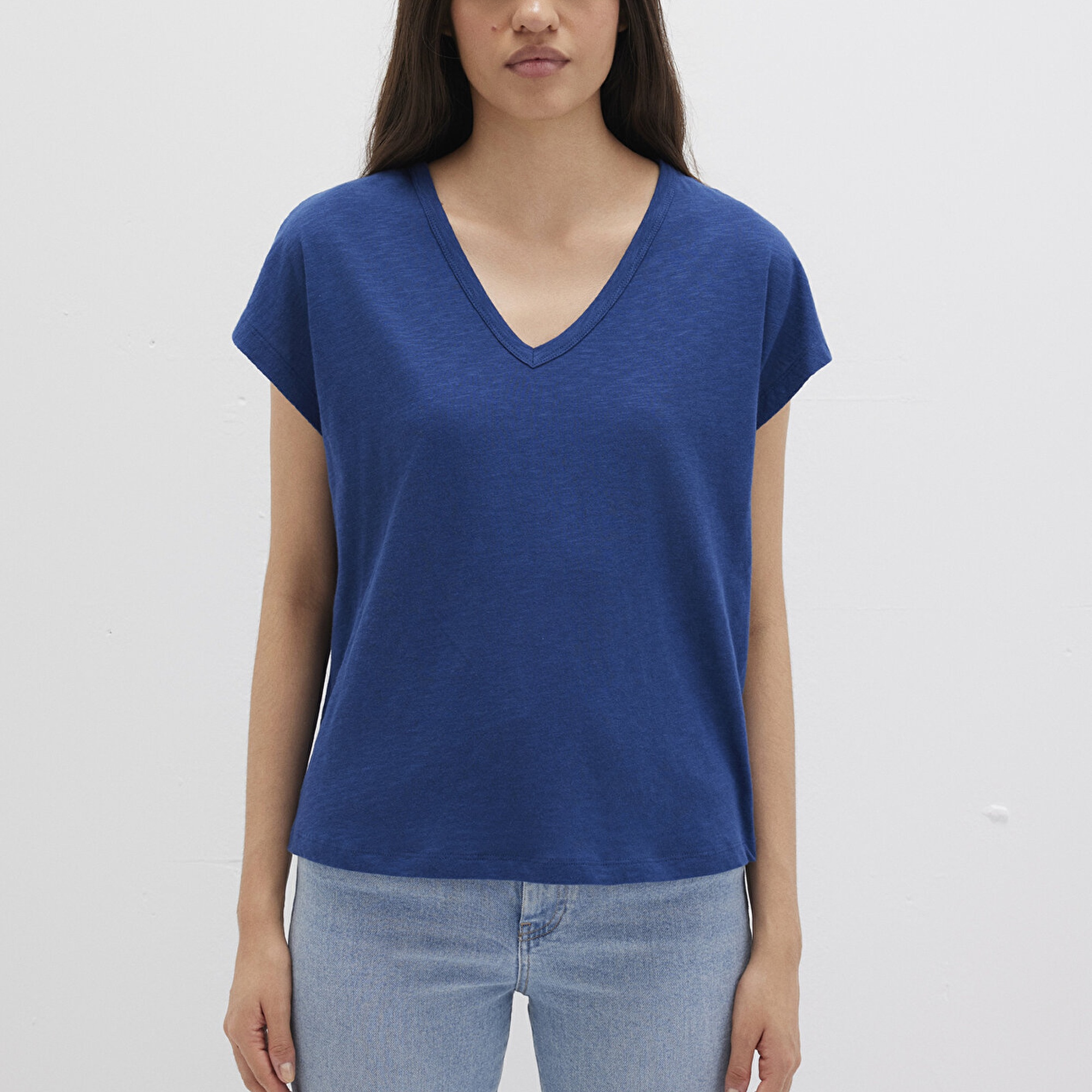 Mavi V Yaka Lacivert Basic Tişört Regular Fit / Normal Kesim 1612380-30808