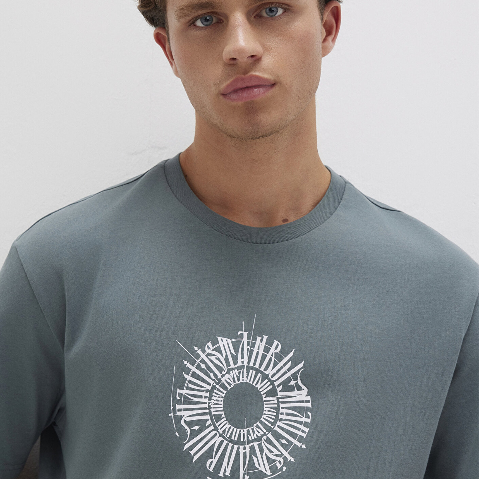 Mavi Sırt Baskılı İstanbul Tişört Loose Fit / Bol Rahat Kesim 0612449-71577