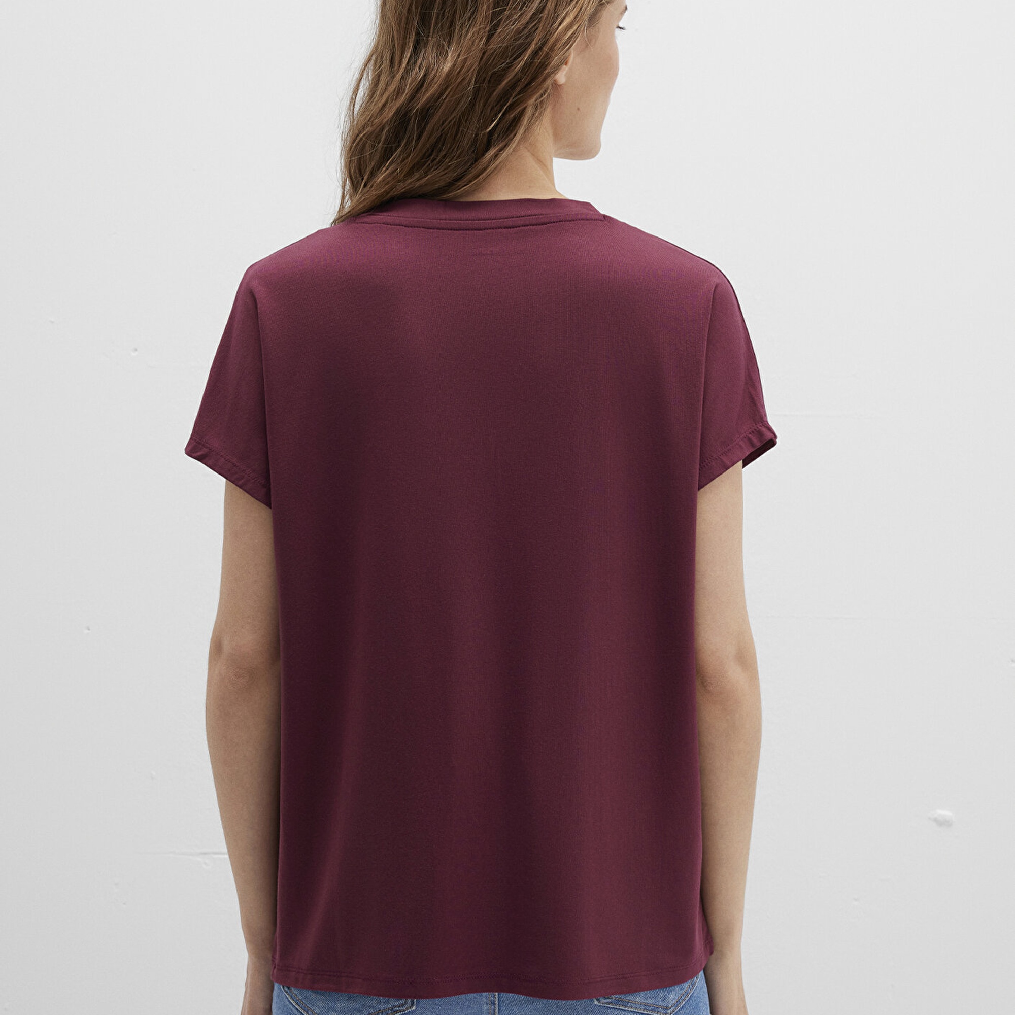 Mavi V Yaka Bordo Basic Viskoz Tişört Regular Fit / Normal Kesim 167714-70393