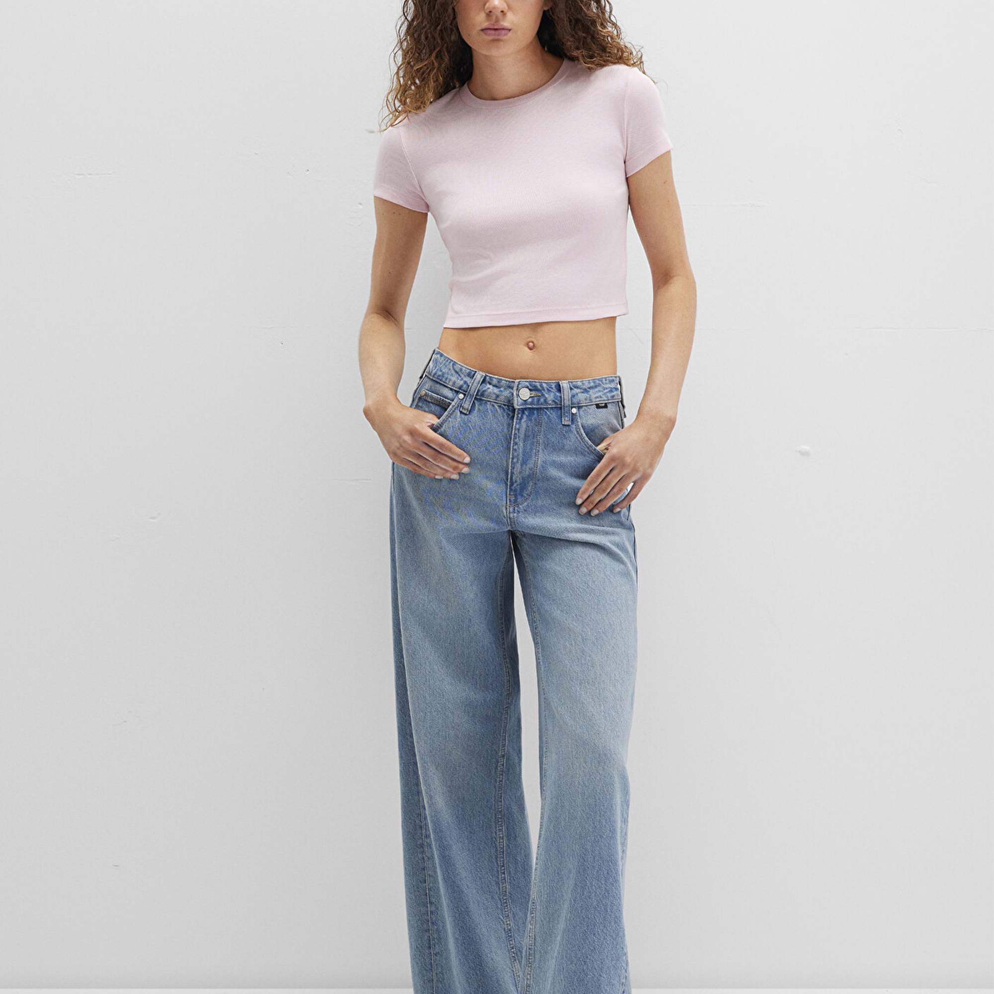 Mavi Pembe Basic Tişört Crop / Kısa Kesim 1600814-89200