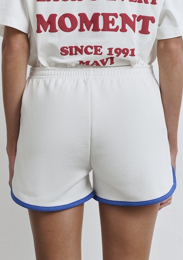  Mavi Biye Detaylı Ekru Şort 1410185-70057