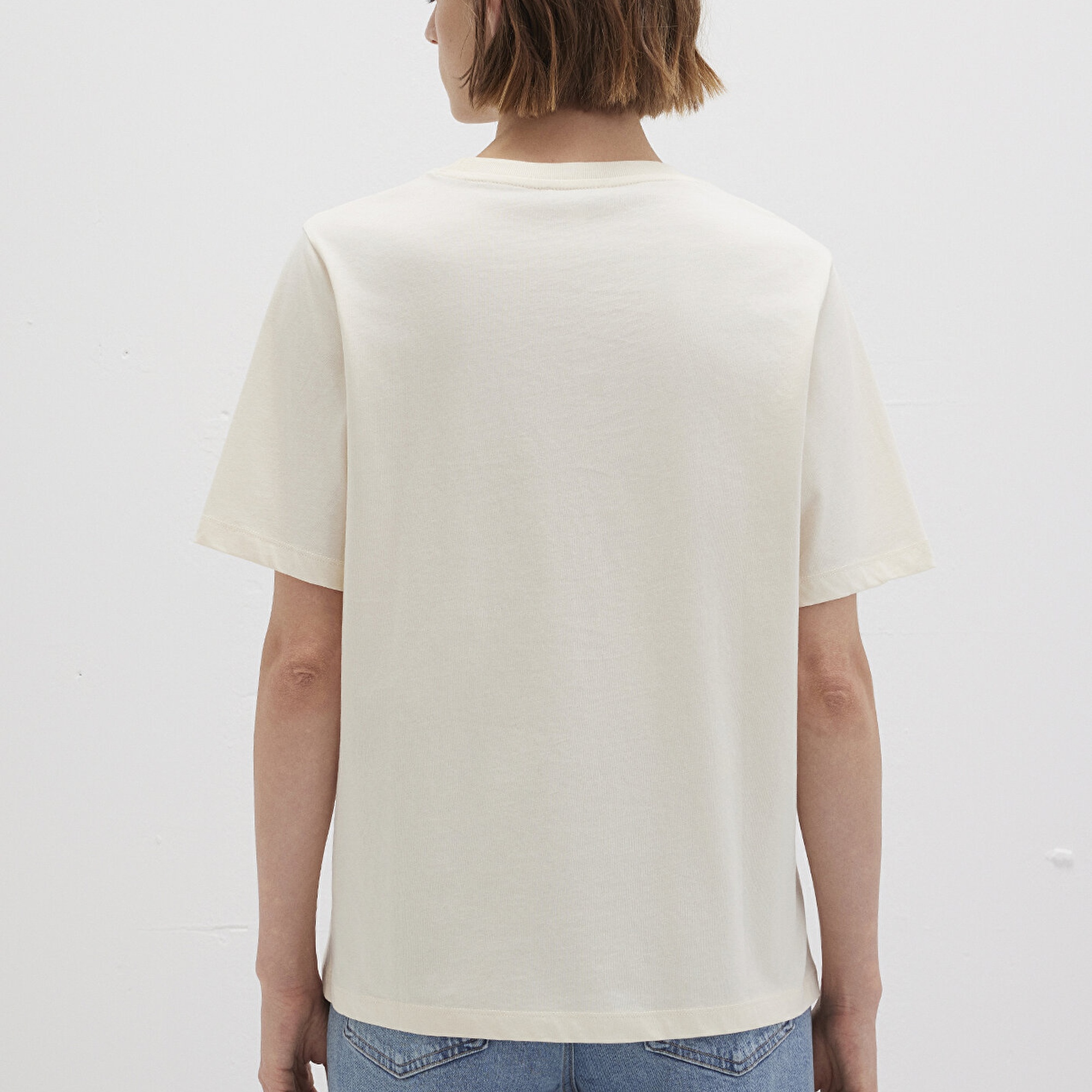 Mavi Mavi Logo Baskılı Bej Tişört Regular Fit / Normal Kesim 1611990-70008