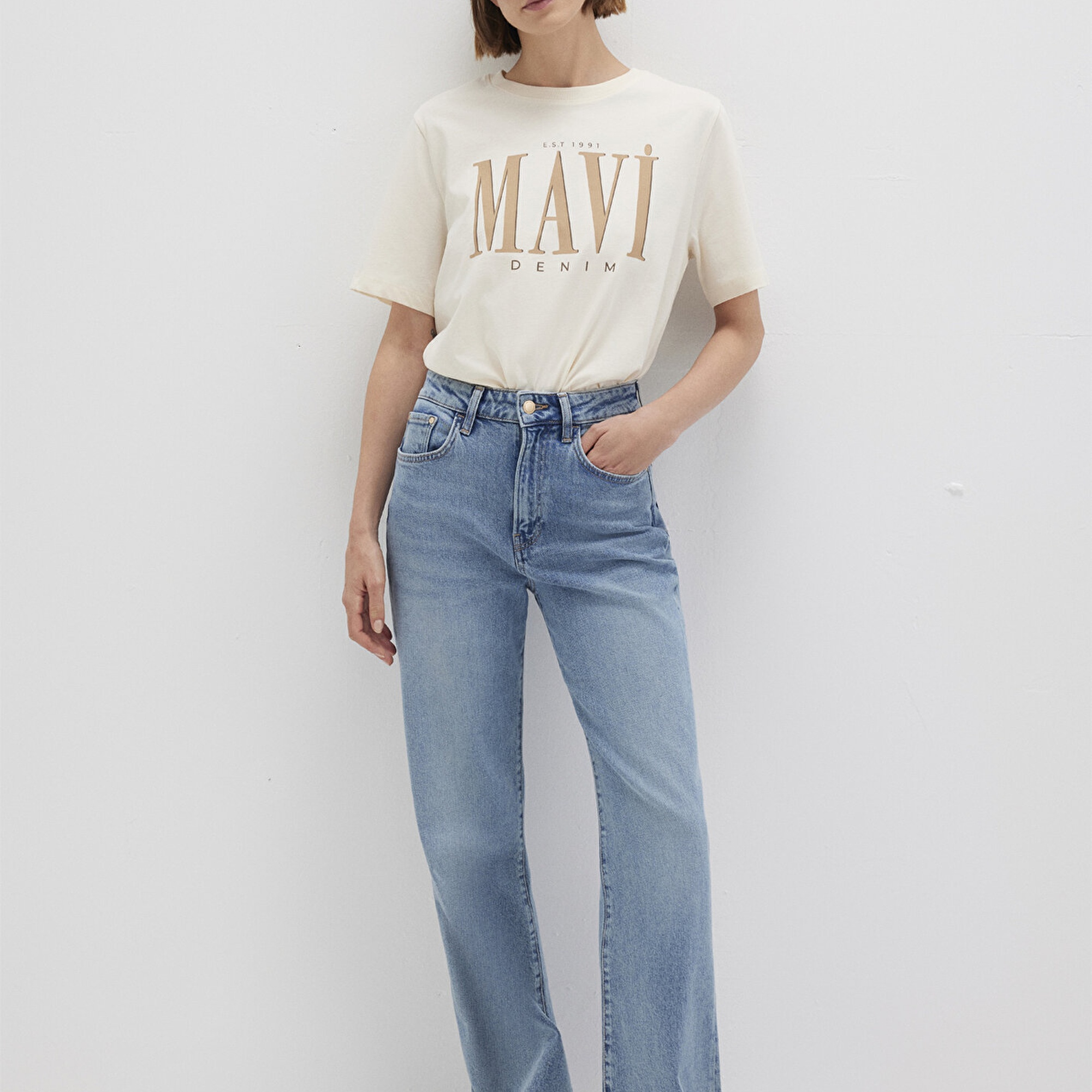 Mavi Mavi Logo Baskılı Bej Tişört Regular Fit / Normal Kesim 1611990-70008