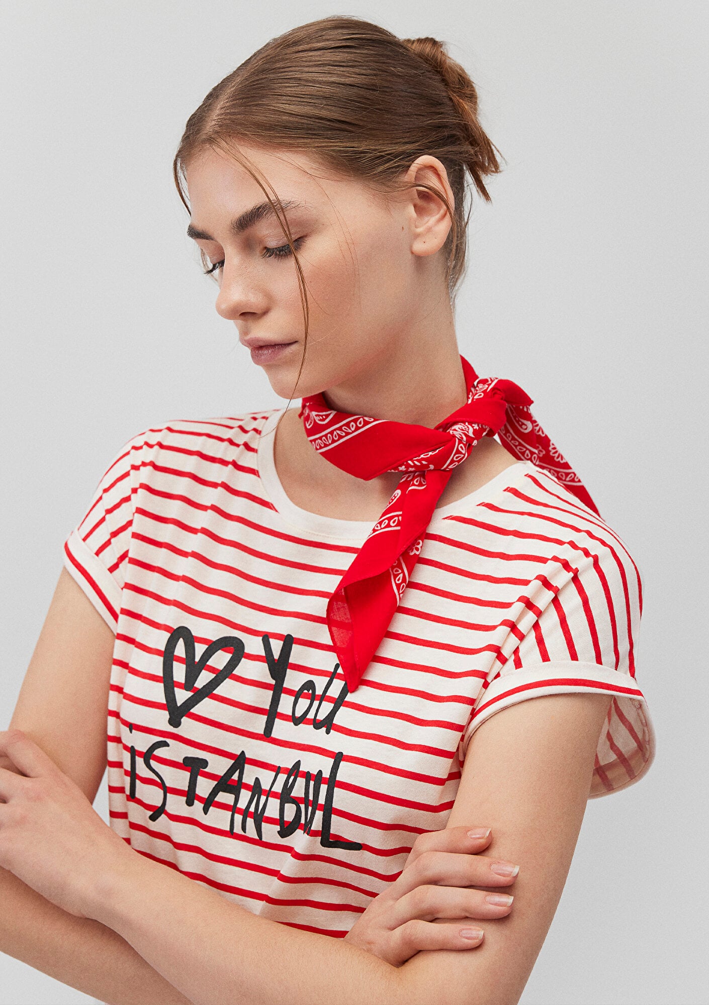  Mavi Baskılı Kırmızı Bandana 1911810-82580