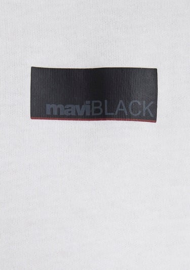  Mavi Mavi Black Baskılı Beyaz Tişört Slim Fit / Dar Kesim 0611401-70057