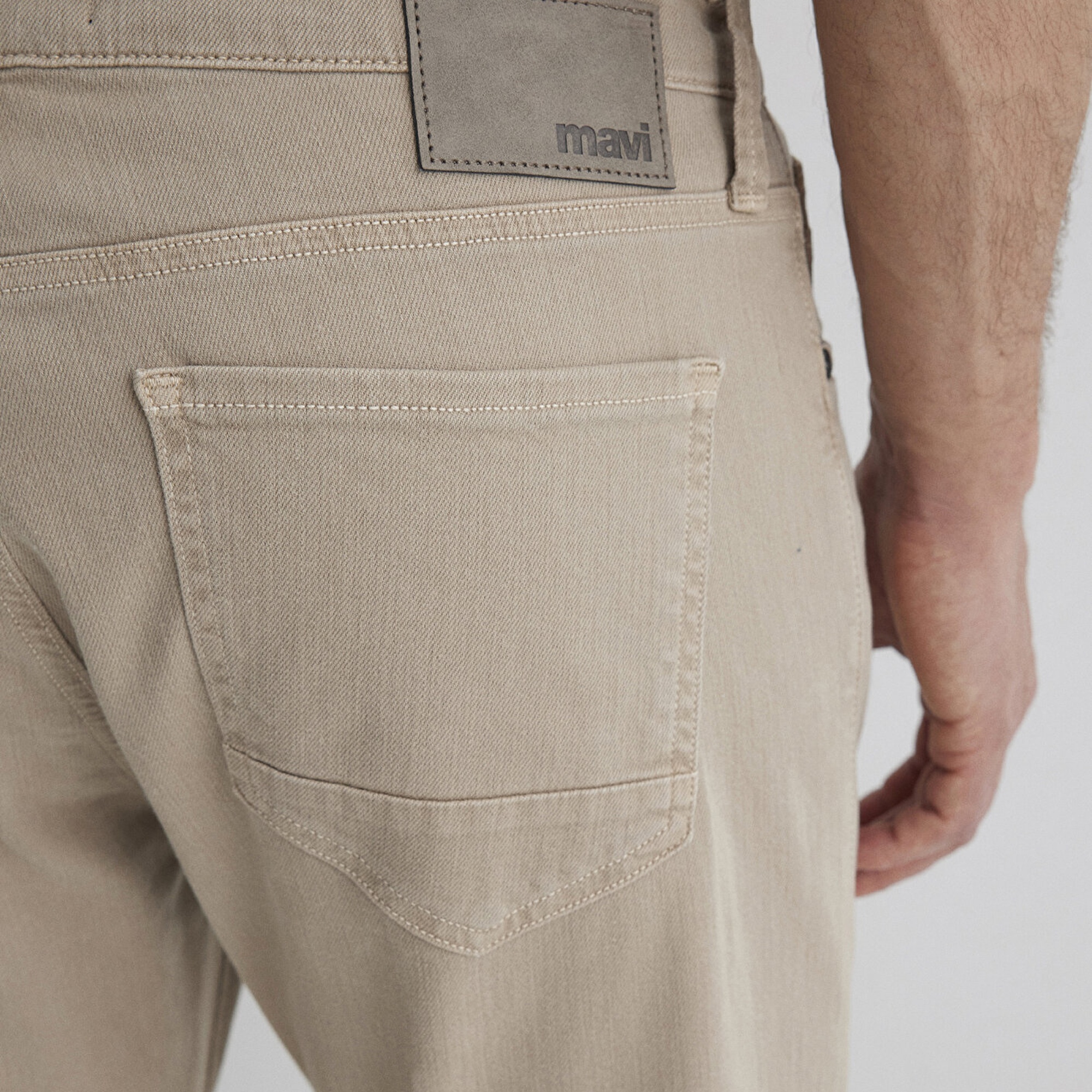 Mavi Jake Koyu Bej Comfort Gabardin Pantolon 0042286571