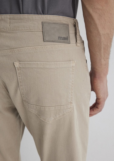  Mavi Jake Koyu Bej Comfort Gabardin Pantolon 0042286571