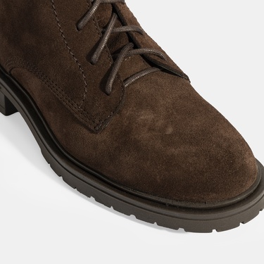  Kadın Kahve Bağcık Detaylı Süet Bot