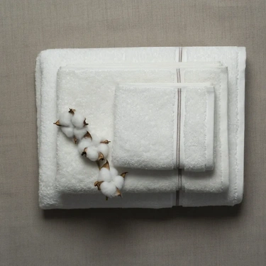  Qua Home Petunia Pima Pamuk Yüz Havlusu Beyaz Taş 50x90 cm