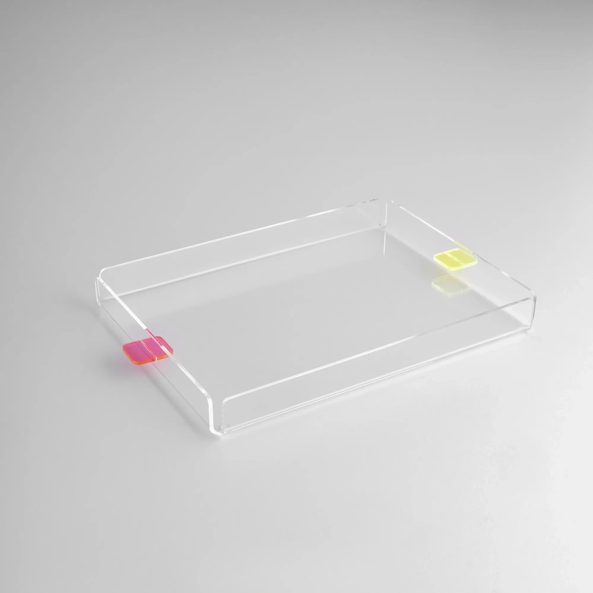 Qua Home Manta Renkli Kulp Detaylı Pleksi Tepsi 36x26 cm