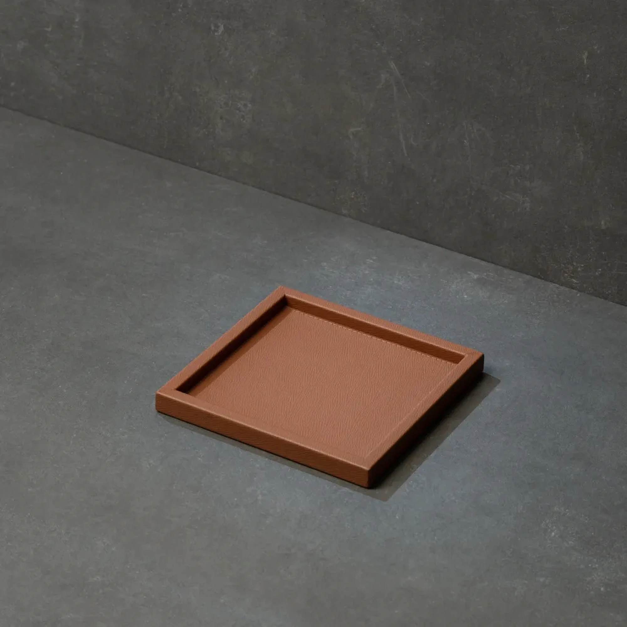 Qua Home Rita Dekoratif Deri Tepsi Açık Kahverengi 22x22x2,5 cm