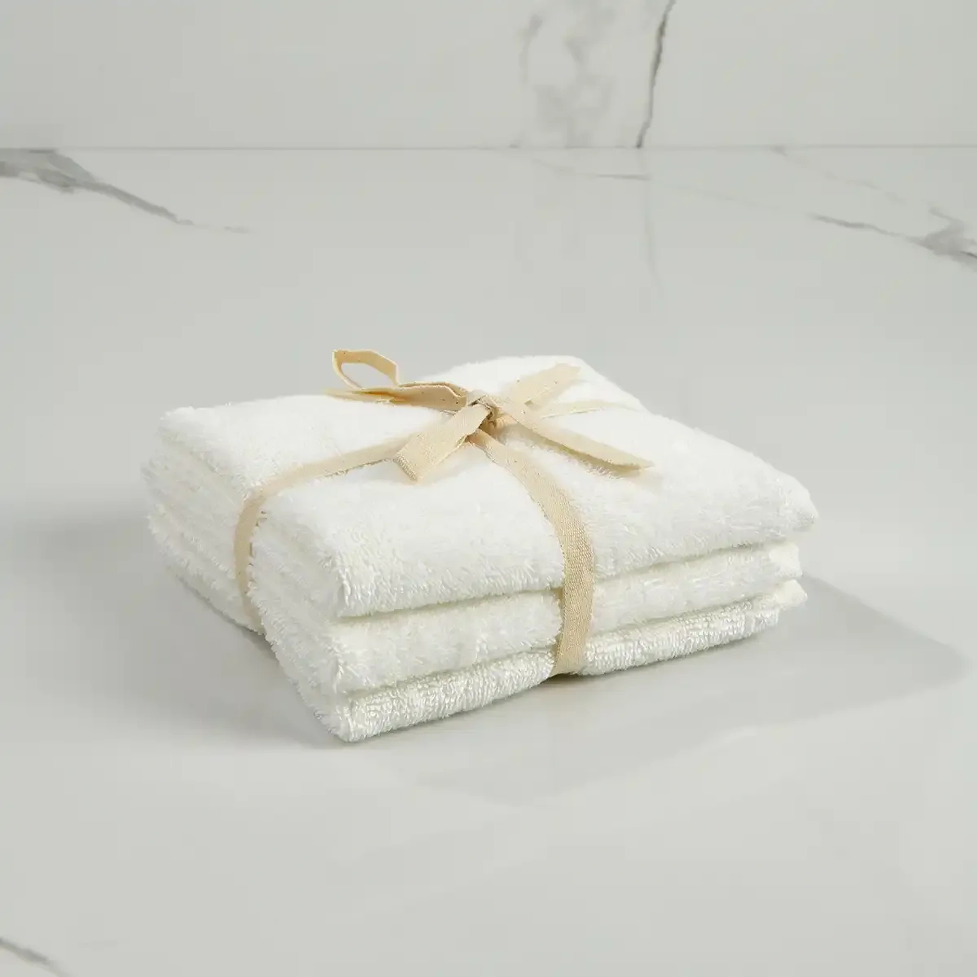 Qua Home Fuji Pima Pamuk El Havlusu Beyaz 30x30 cm