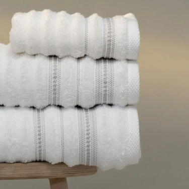  Qua Home Aster Pima Pamuk Banyo Havlusu Beyaz 90x150 cm