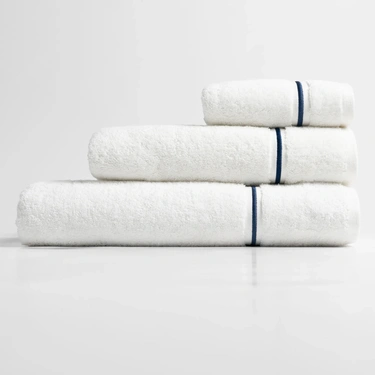  Qua Home Petunia Pima Pamuk Banyo Havlusu Beyaz Lacivert 90x150 cm