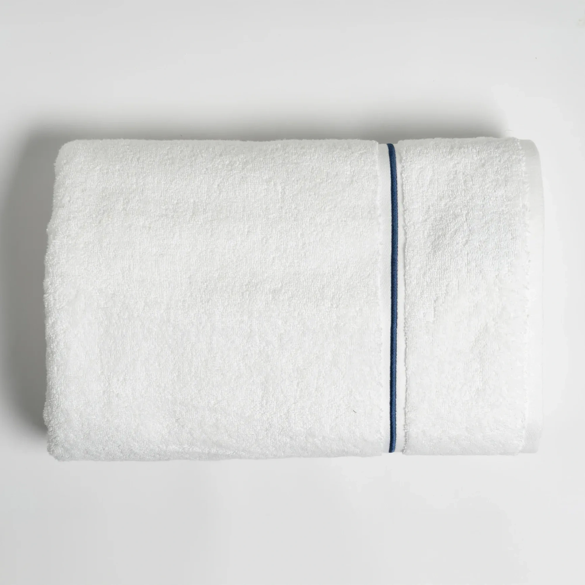 Qua Home Petunia Pima Pamuk Banyo Havlusu Beyaz Lacivert 90x150 cm