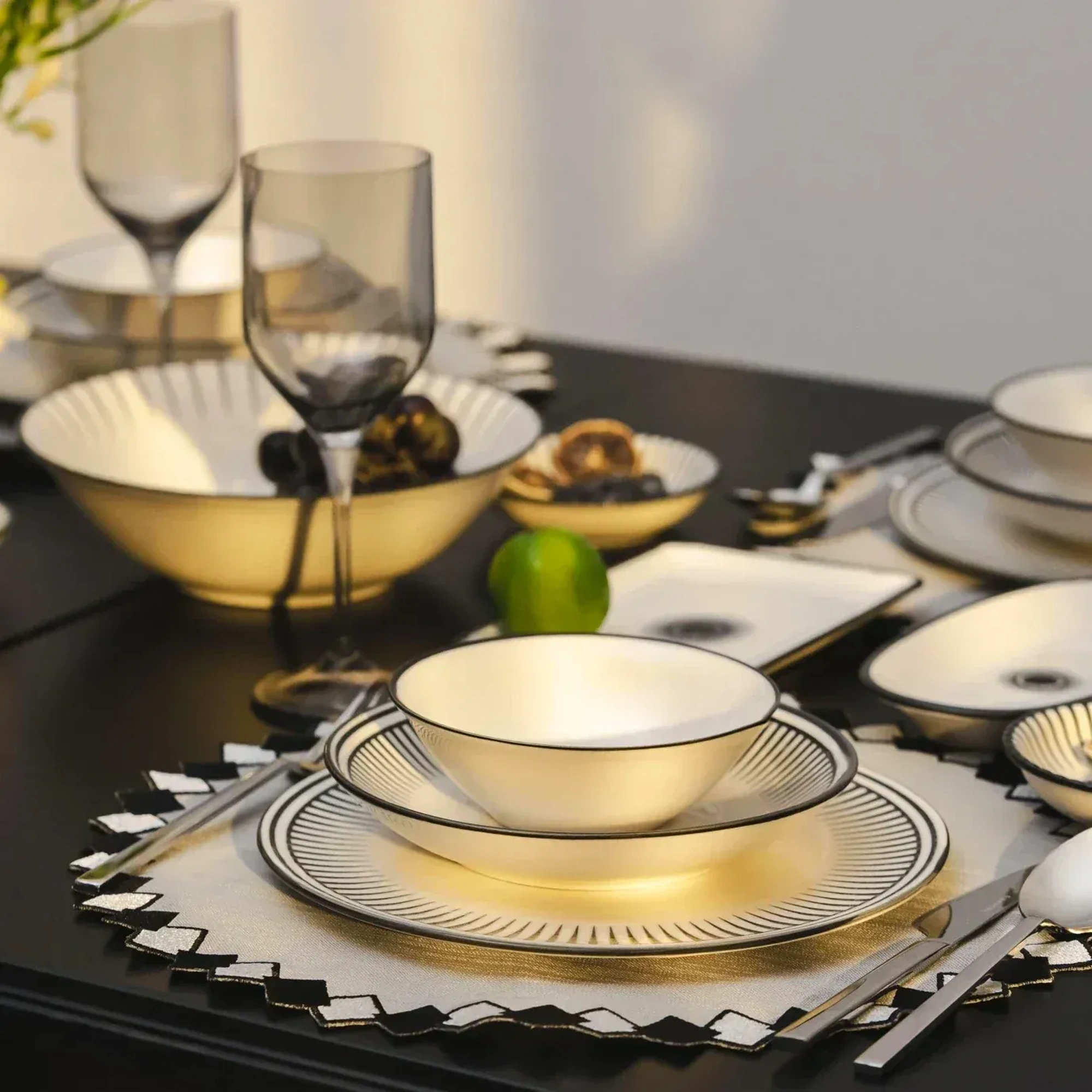 Qua Home Aspen Siyah Çizgili Kase 16 cm