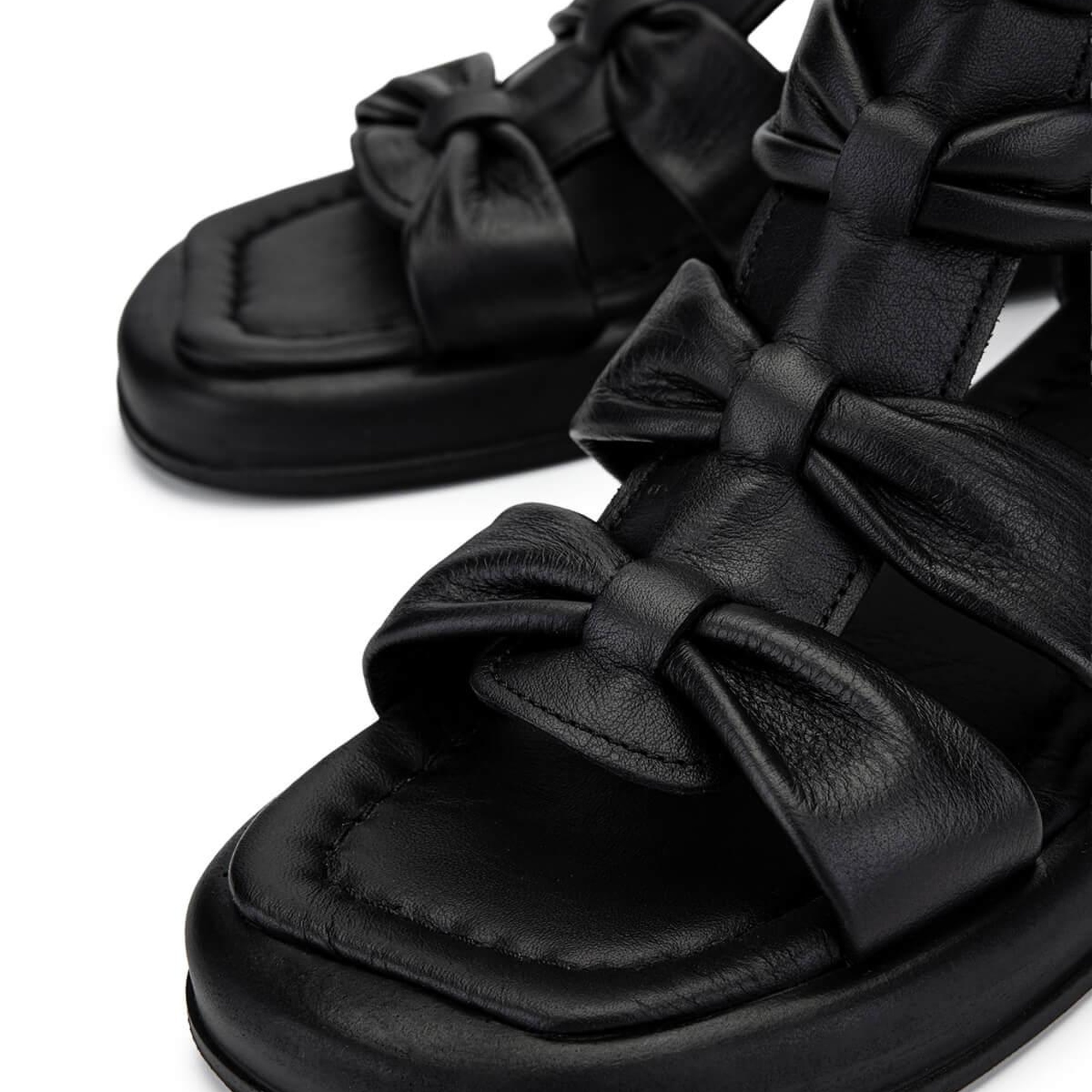 Tamer Tanca Kadın Hakiki Deri Siyah Düz Sandalet