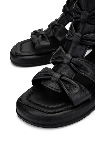  Tamer Tanca Kadın Hakiki Deri Siyah Düz Sandalet