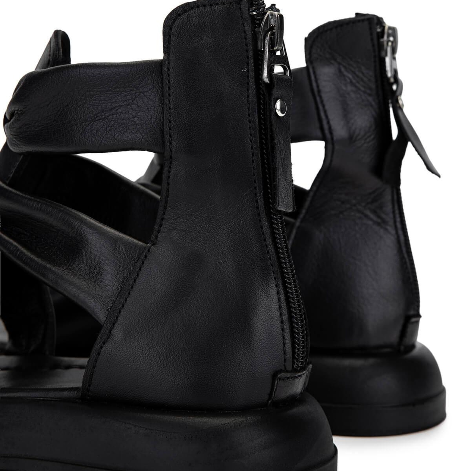 Tamer Tanca Kadın Hakiki Deri Siyah Düz Sandalet