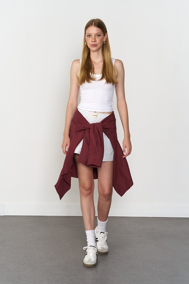  Beli Lastikli Çizgili Şort