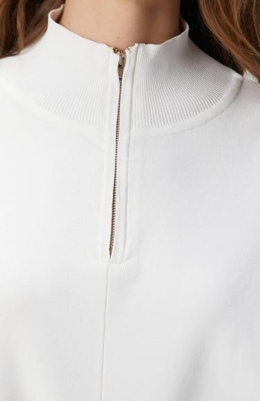  Network Kadın Kırık Beyaz Bol Form Basic Triko Kazak