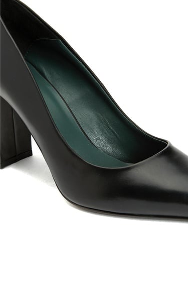  George Hogg Kadın Siyah Deri Topuklu Ayakkabı