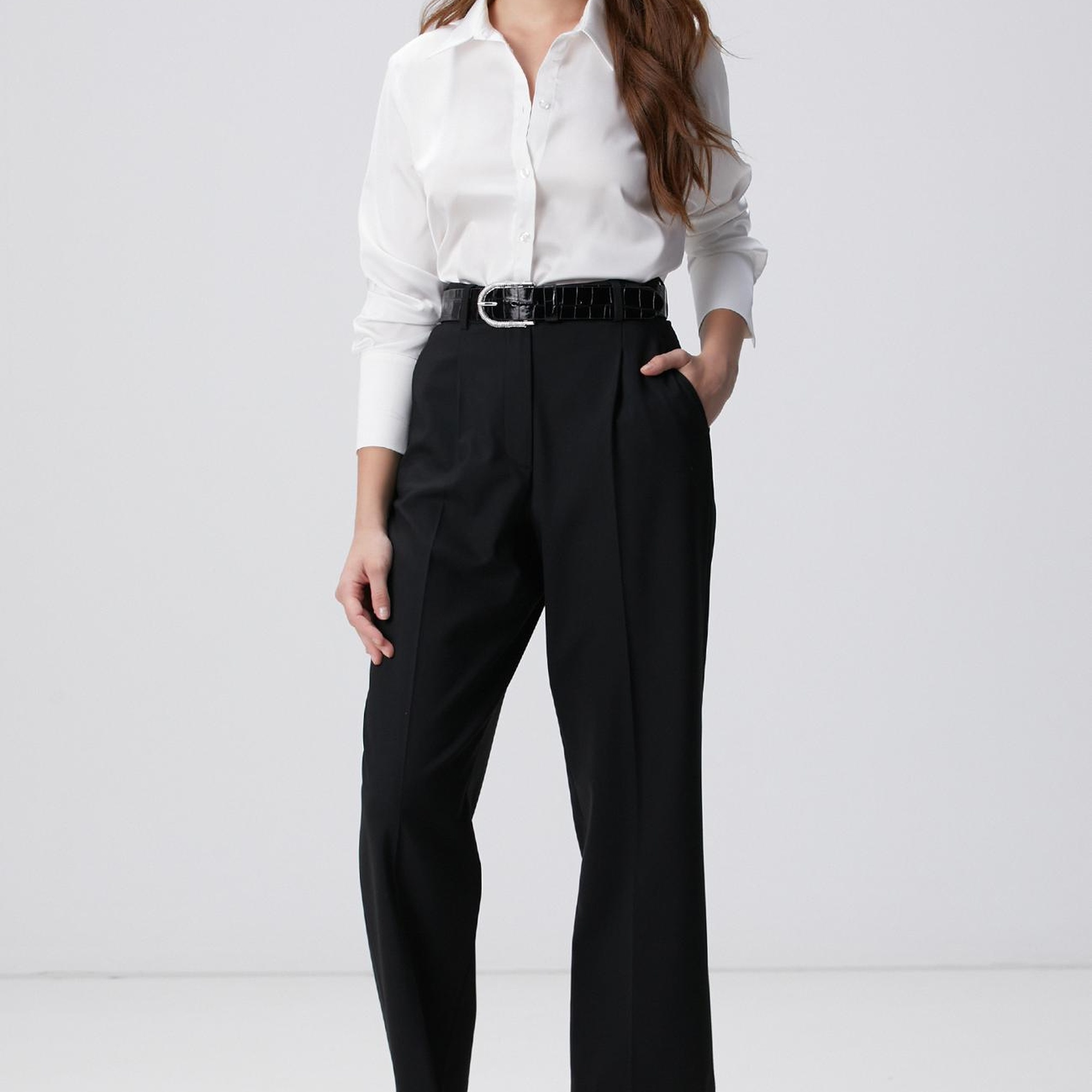 Network Kadın Kırık Beyaz Geniş Manşetli Saten Gömlek