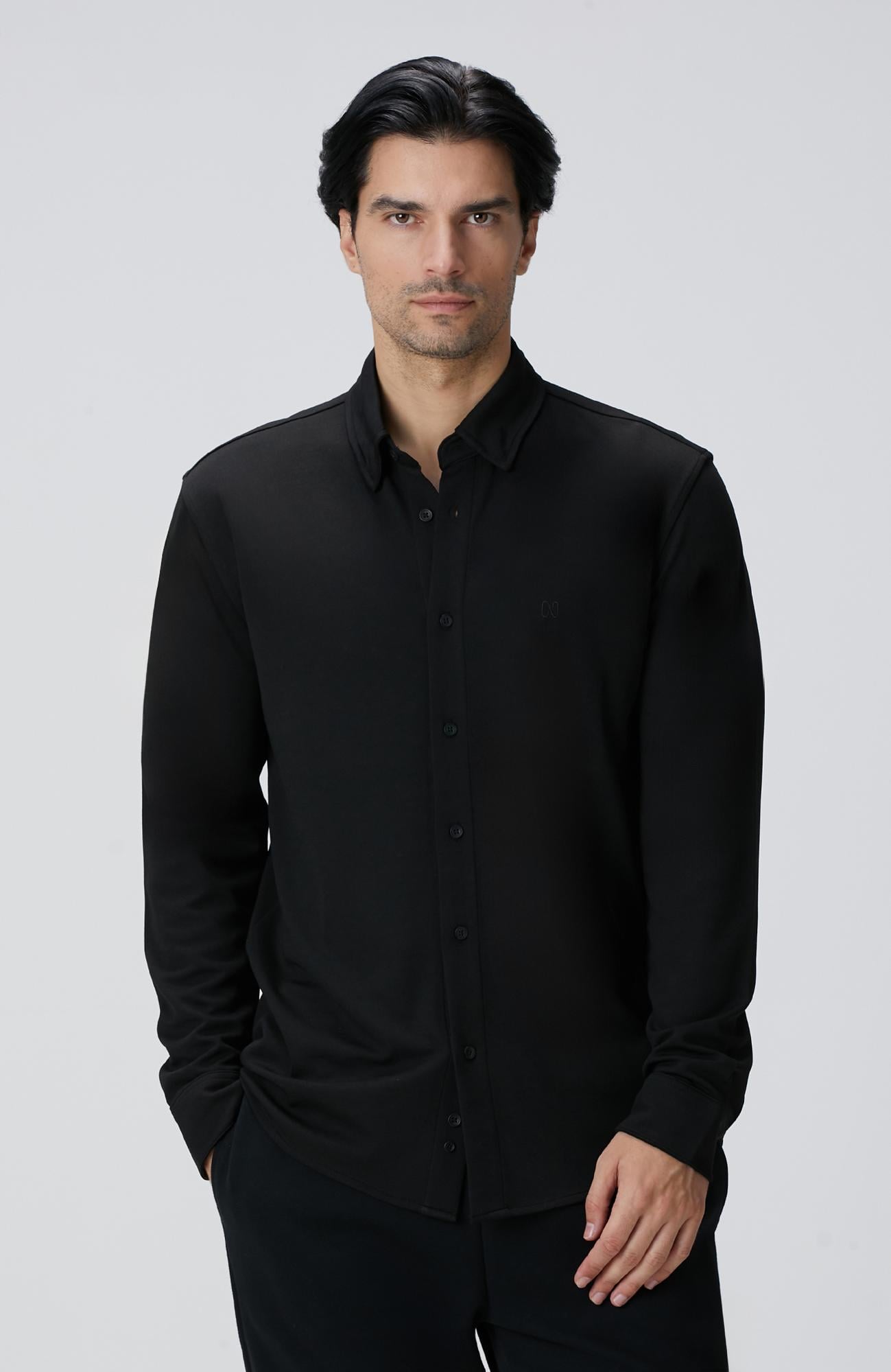  Network Erkek Siyah Uzun Kollu Örme Gömlek
