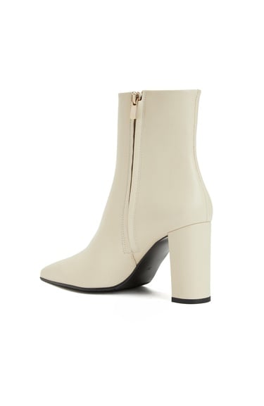  George Hogg Kadın BOT