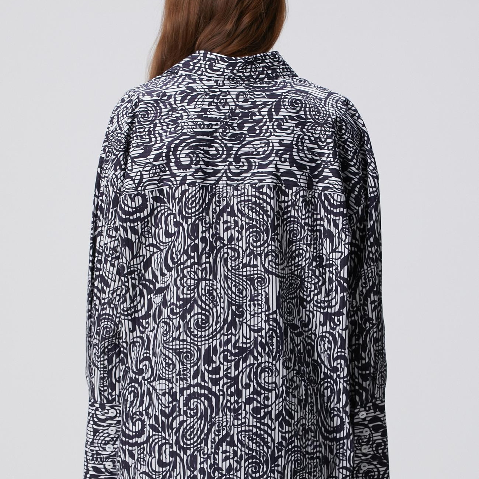 Network Kadın Lacivert Beyaz Desenli Gömlek