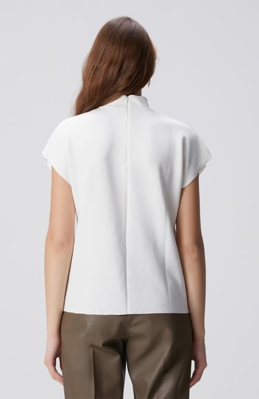  Network Kadın Kırık Beyaz Payetli T-shirt