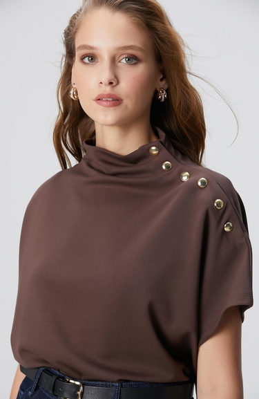  Network Kadın Acı Kahve Çıtçıt Detaylı T-shirt