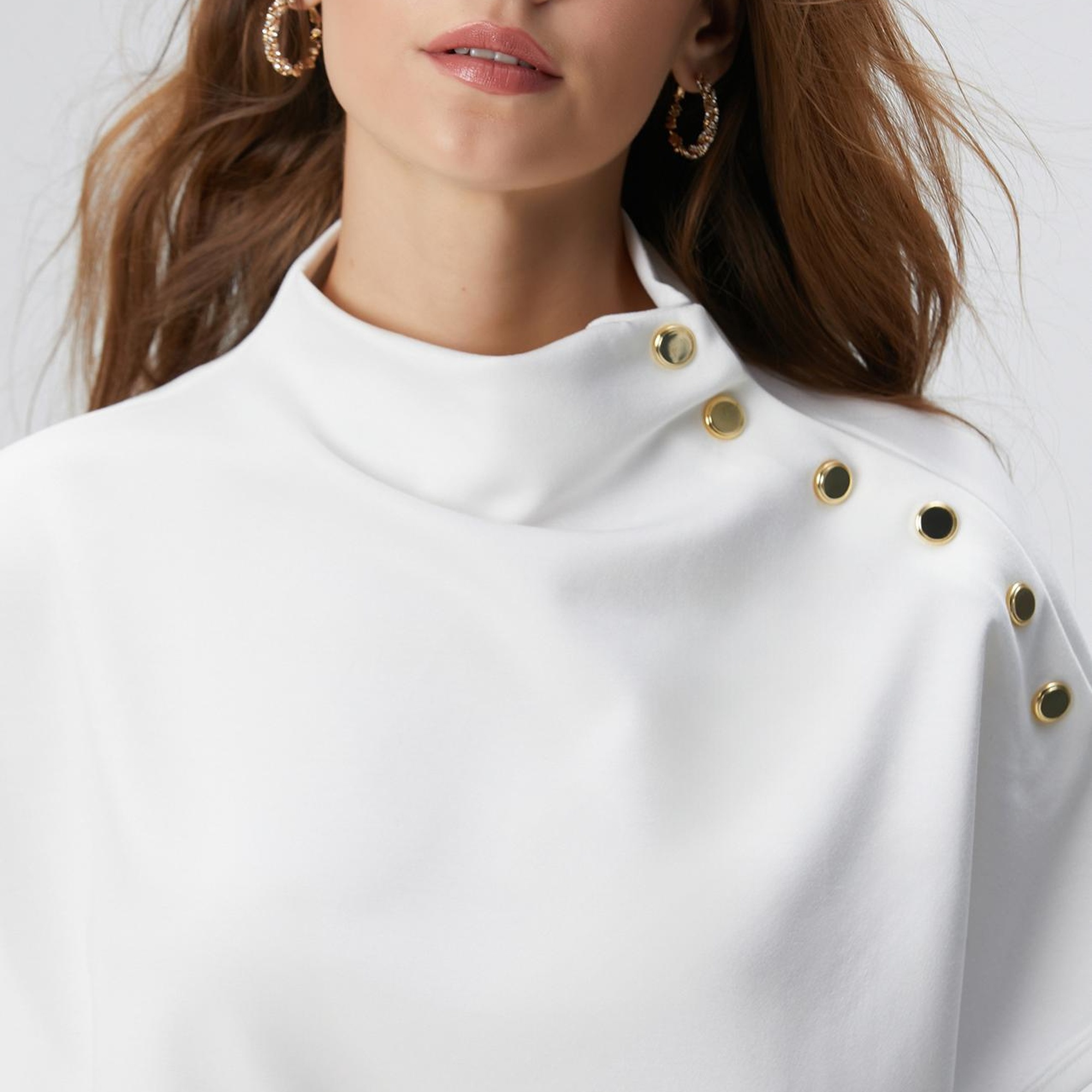 Network Kadın Kırık Beyaz Çıtçıt Detaylı T-shirt