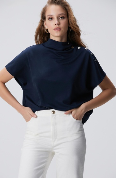  Network Kadın Lacivert Çıtçıt Detaylı T-shirt