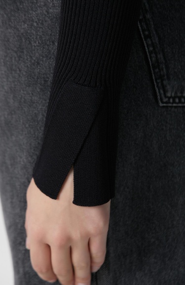  Network Kadın Siyah Düğme Detaylı Triko Kazak