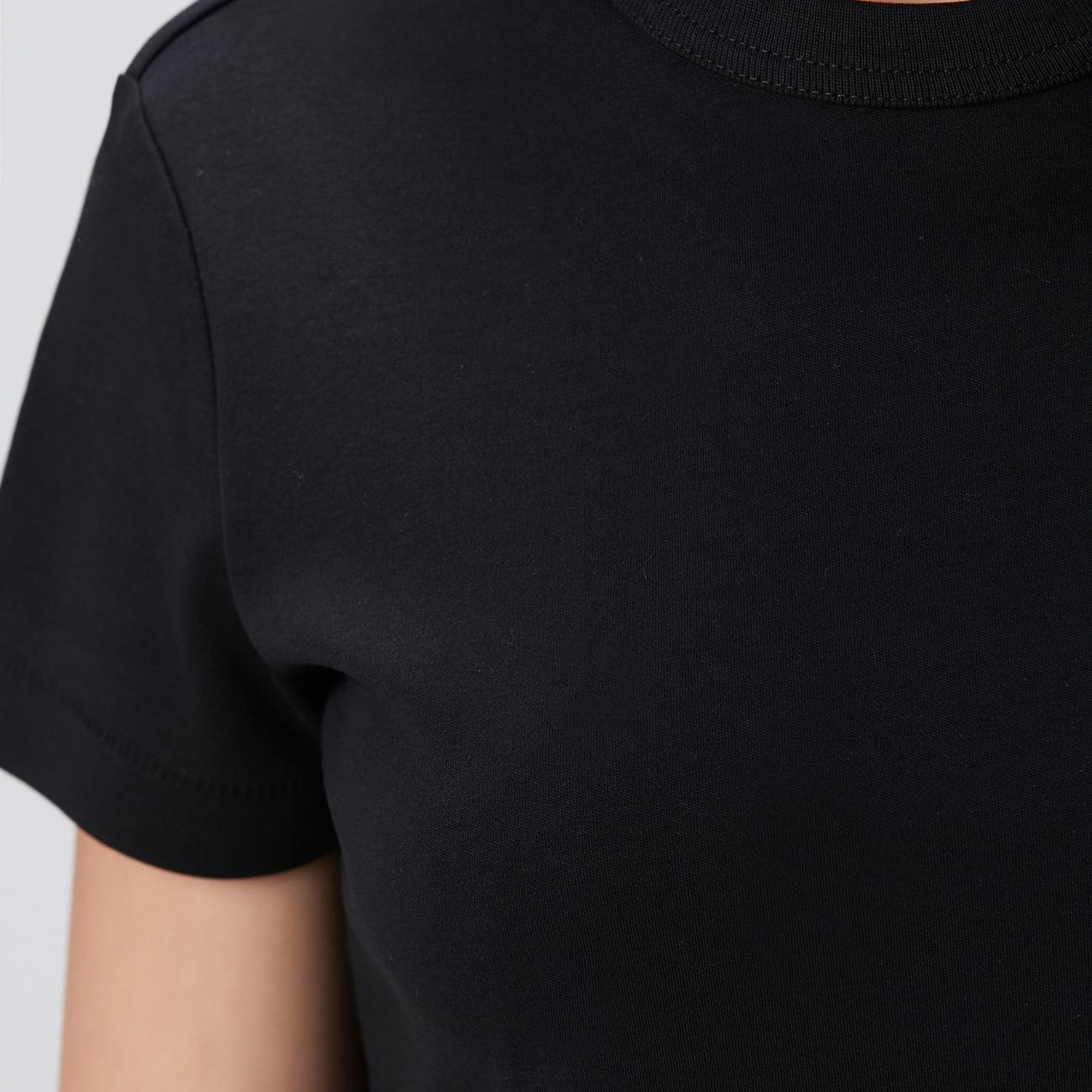 Network Kadın Siyah Basic T-shirt