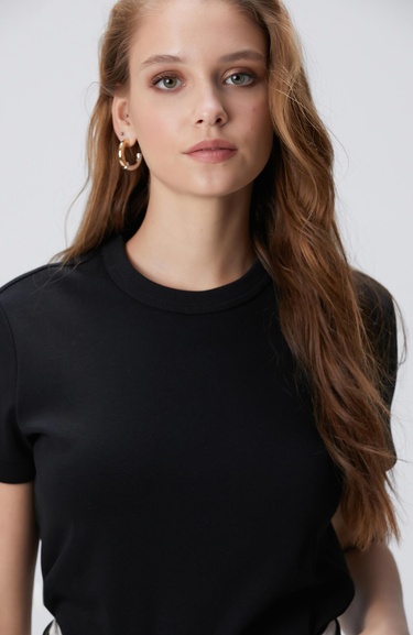  Network Kadın Siyah Basic T-shirt