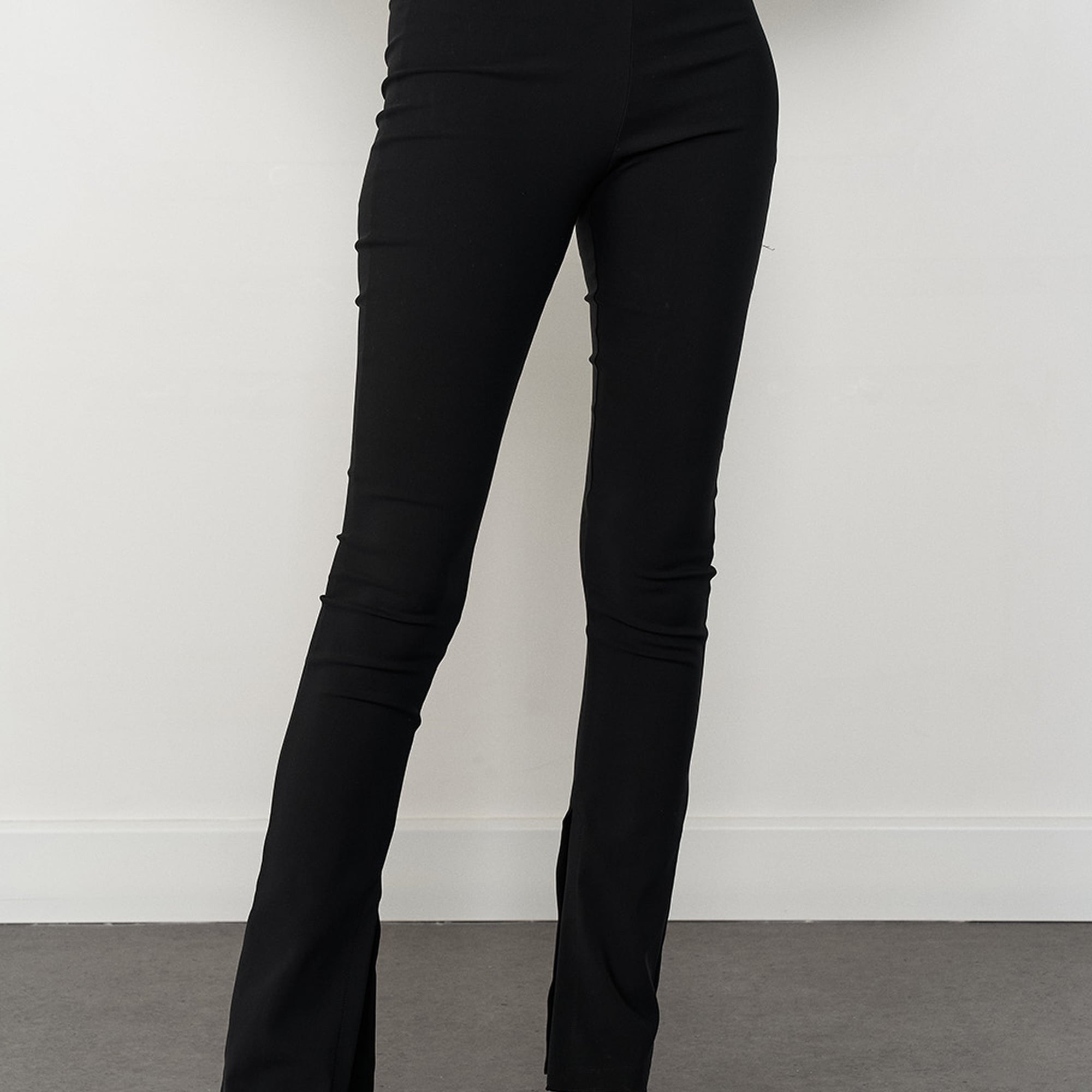 Yırtmaç Detaylı Tayt Pantolon