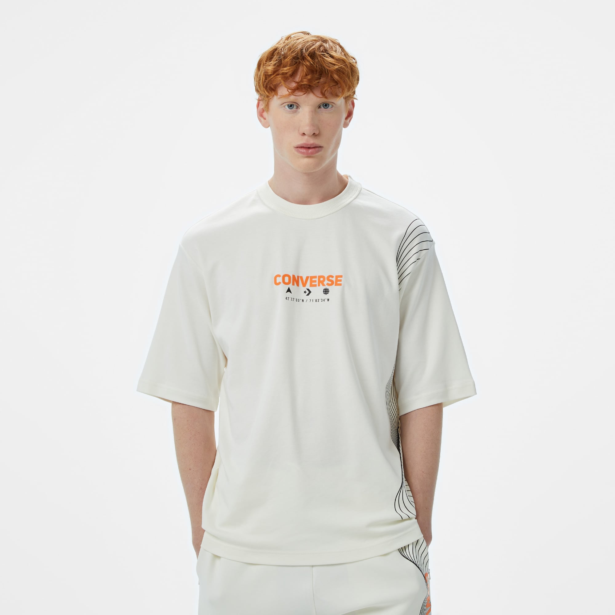  Converse Star Chevron Baskılı Oversize Fit Erkek Beyaz T-Shirt