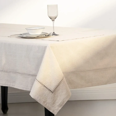  Natura Pamuk Keten Ajur Detaylı Masa Örtüsü Ekru 150x250 cm