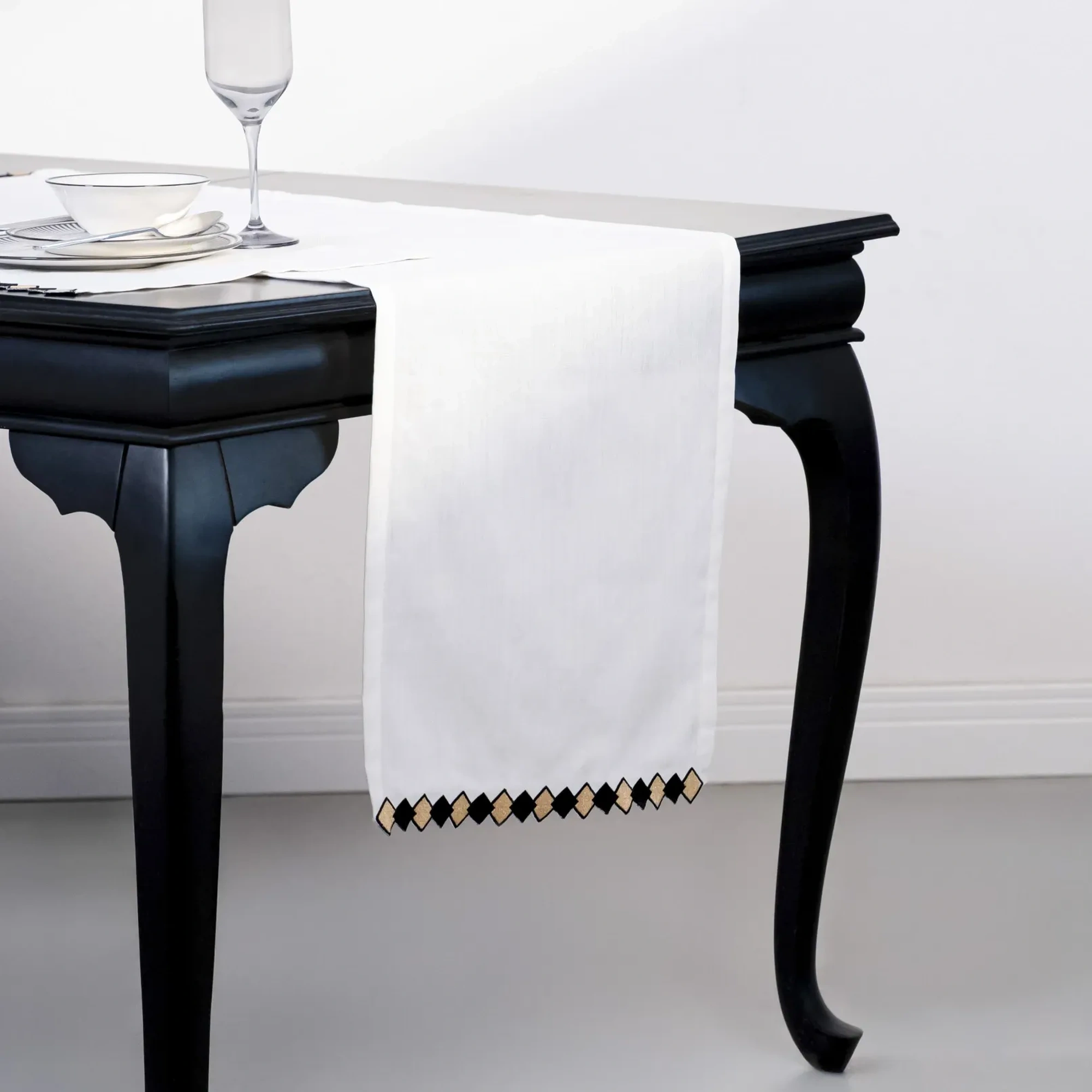 Qua Home Matilda Runner Beyaz 45x150 cm