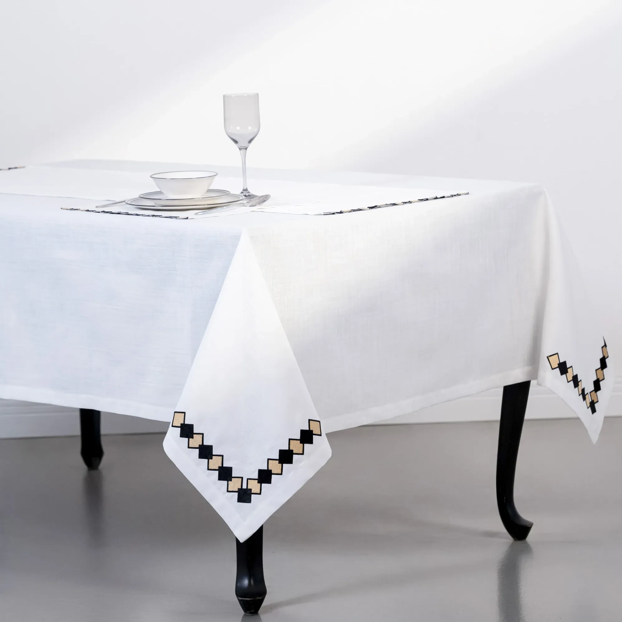  Matilda Masa Örtüsü Beyaz 150x200 cm
