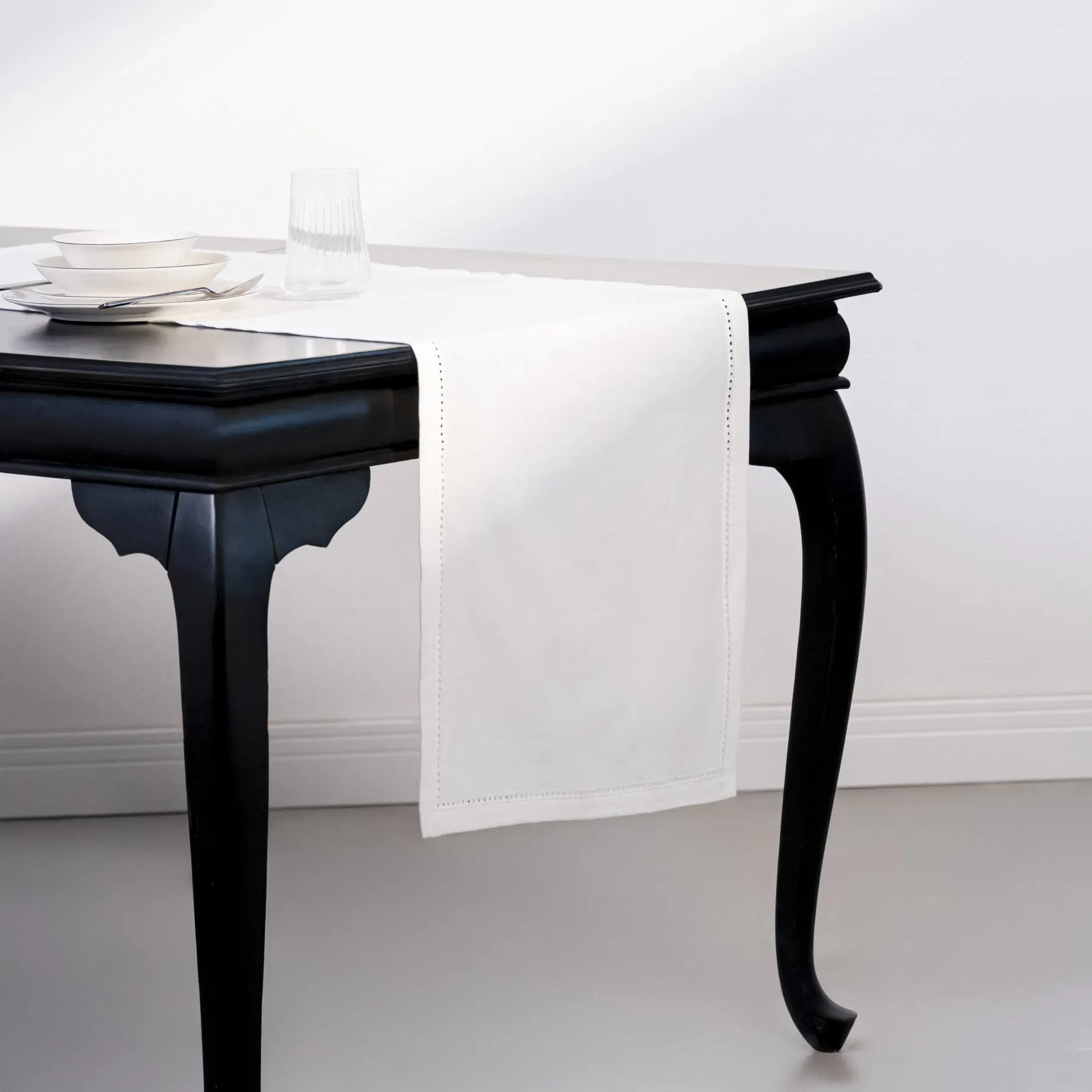  Qua Home Natura Pamuk Keten Ajur Detaylı Runner Beyaz 45x150 cm