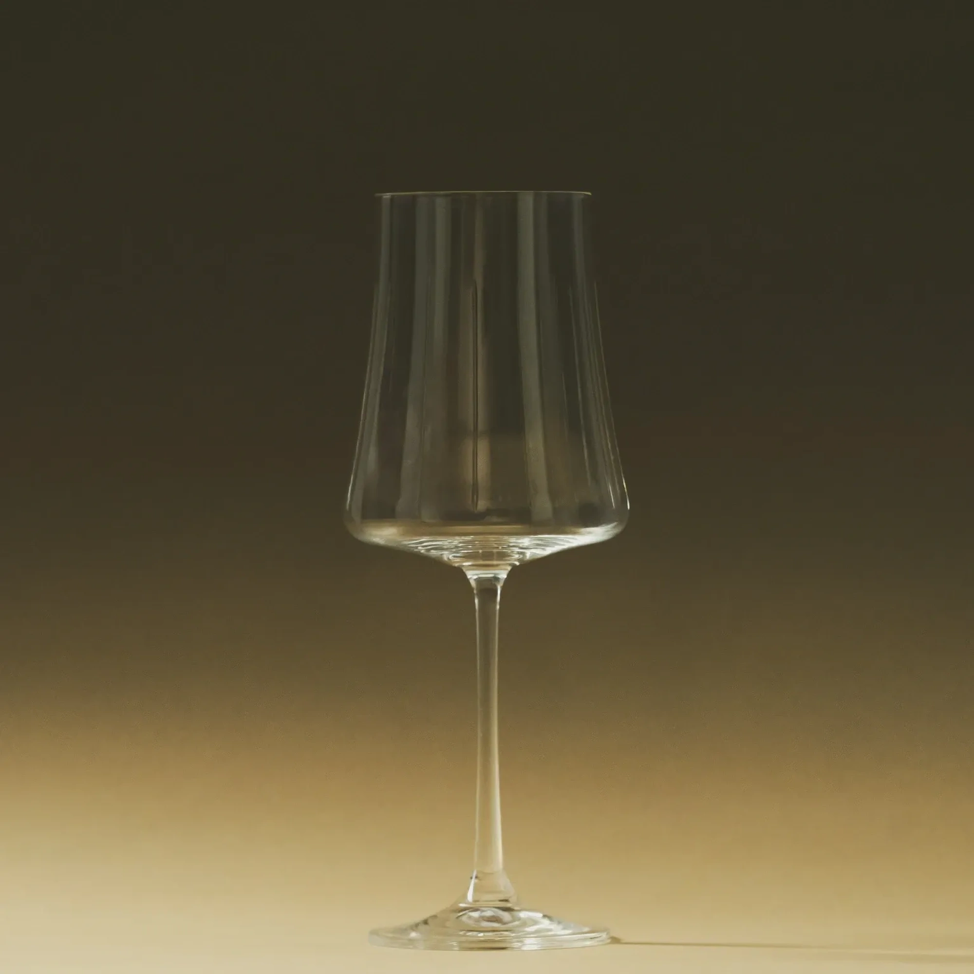 Moena Kristal Beyaz Şarap Kadehi 360 cc